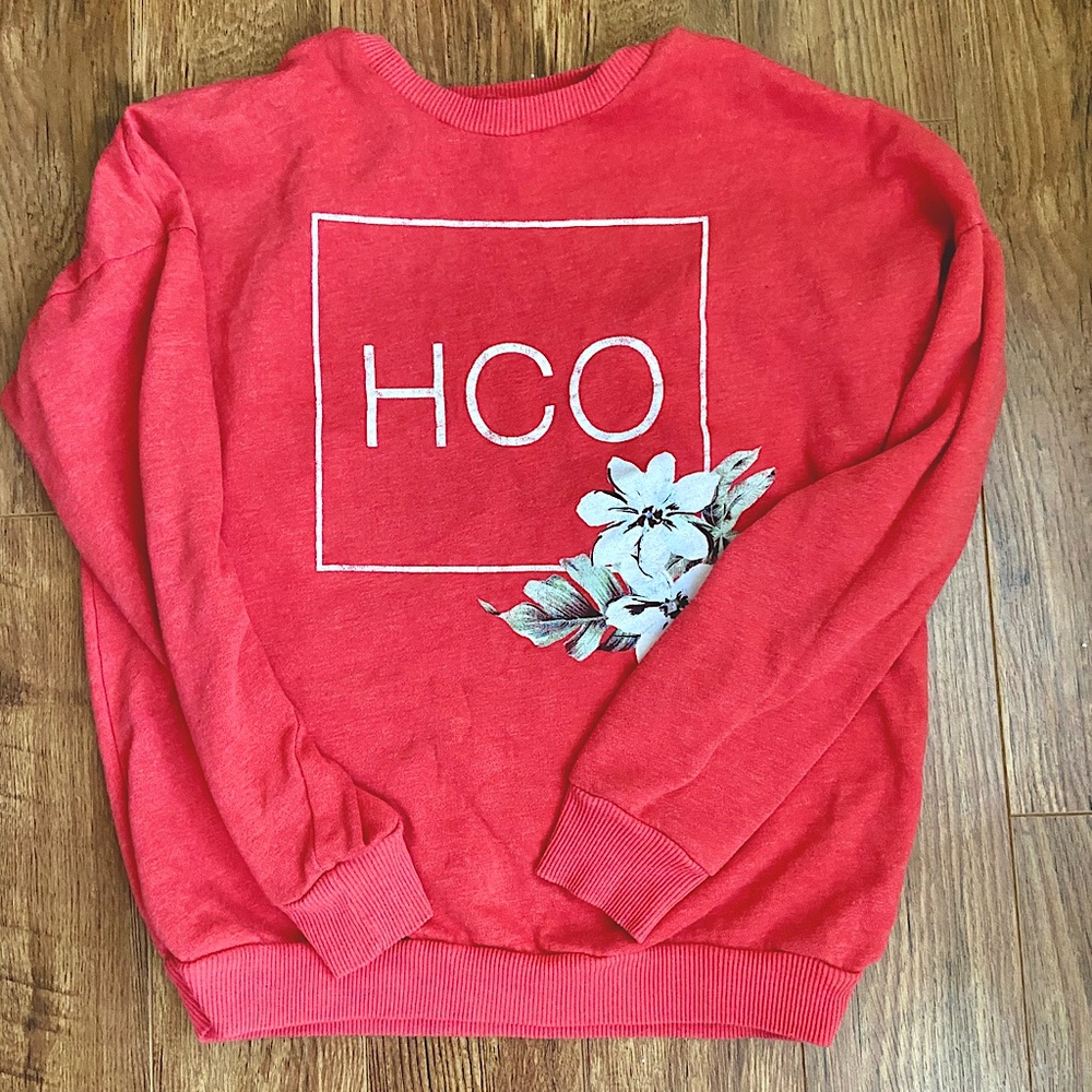 Coral Hollister Crewneck